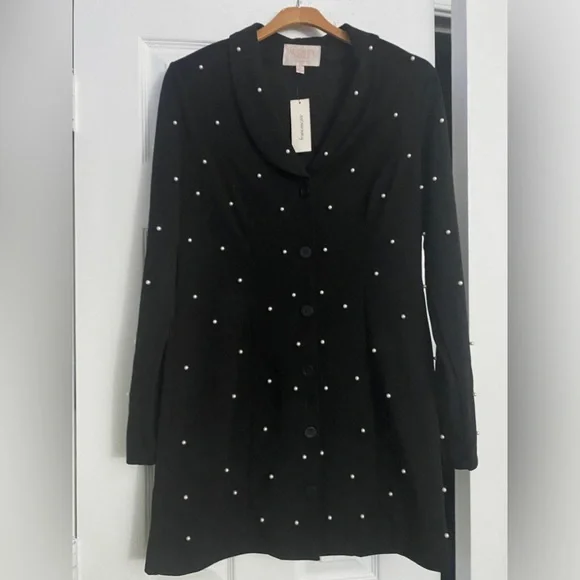 FRANCESCA’S Pearl Mini Dress - Picture 3 of 12